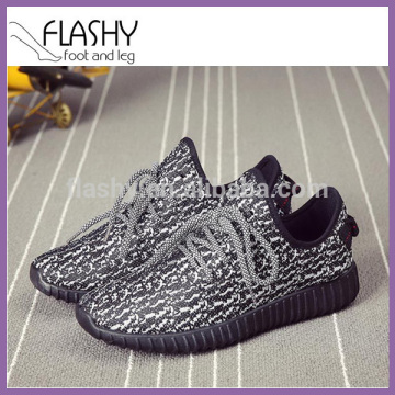 Wholesale men running shoes yeezy 350 outdoor casual shoes for men 2016