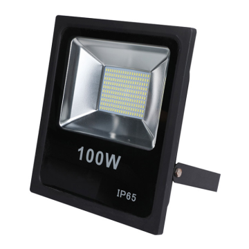 Safe and reliable industrial floodlights