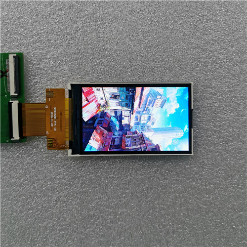 3.0 inç Renkli LCD Ekranlar