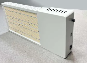 full spectrum LED grow light 3 years warranty