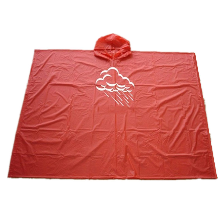 Wolesale قابلة لإعادة الاستخدام البلاستيكية المعطف المطر مع طباعة الشعار
