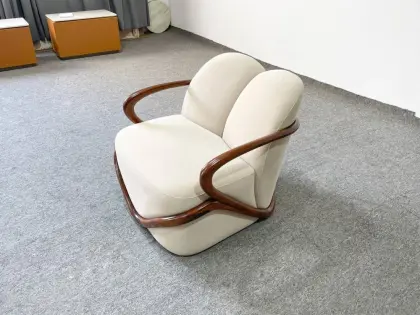 Luigi Giorgetti accent chair