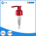 Пластиковый насос для лосьона с красной ручкой и прозрачным корпусом