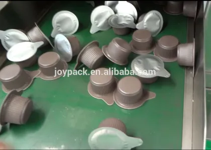 Cream cheese portions wrapping machine