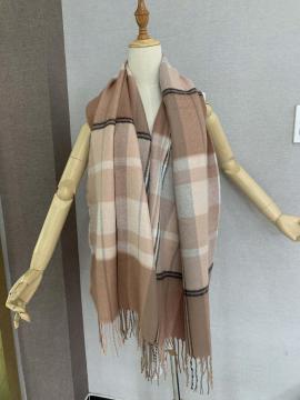 classic plaid tassel woven Scarf - one size