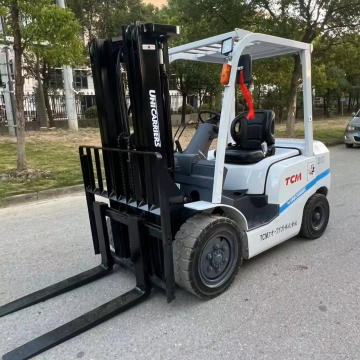 Used TCM Komatsu/Toyota-A Brand FD30 Small Forklift for Sale