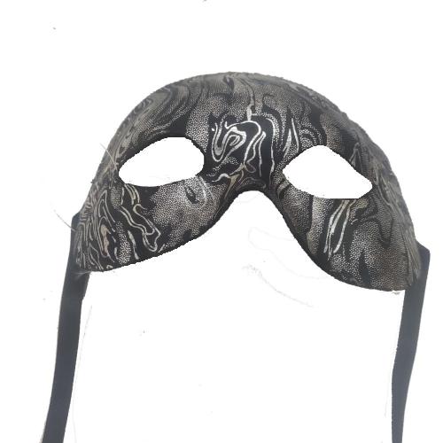 Maskenanzug mit halber Gesichtsmaske für maskierte Kugel