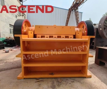 Máy nghiền hàm nhỏ cho đá granit và đá cẩm thạch trong các mỏ đá khai thác: PE150X250, PE200X300, PE250X400