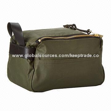 Cosmetic Bag, Made of 100% Polyester Construction, 8oz Weight