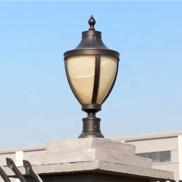 Factory Price Vintage Waterproof Outdoor Street Lamp Cast Aluminum Garden Light