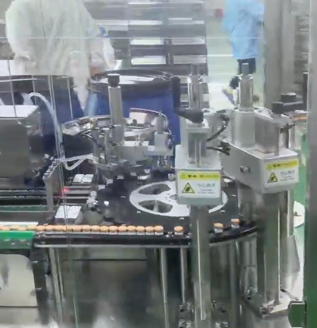 Vial filling machine