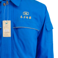 Uniforme de vêtements de logo de l&#39;homme utile