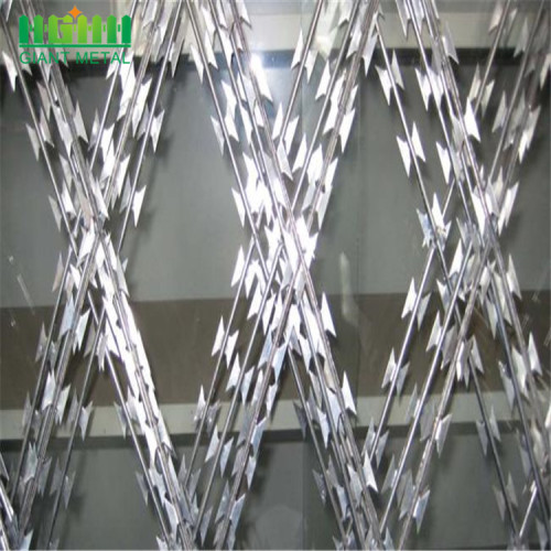 Berkualiti tinggi Hot Dipped Galvanized Clips Razor Wire