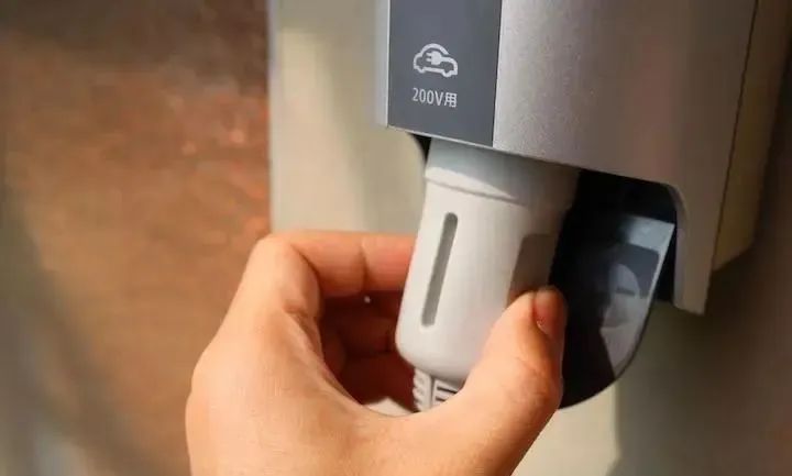UV-resistant plastic-5