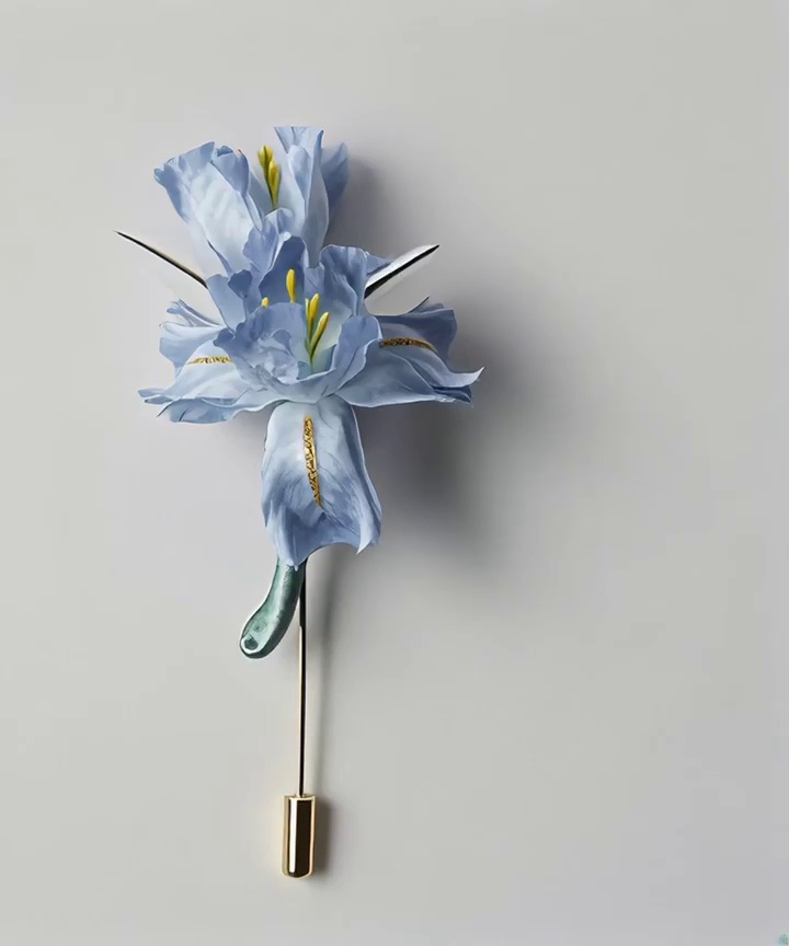 Non-legacy iris velvet brooch