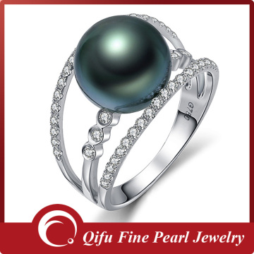 Luxury antique 14K white gold diamond black pearl ring