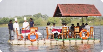 plastic seamless private villa pontoon in lake