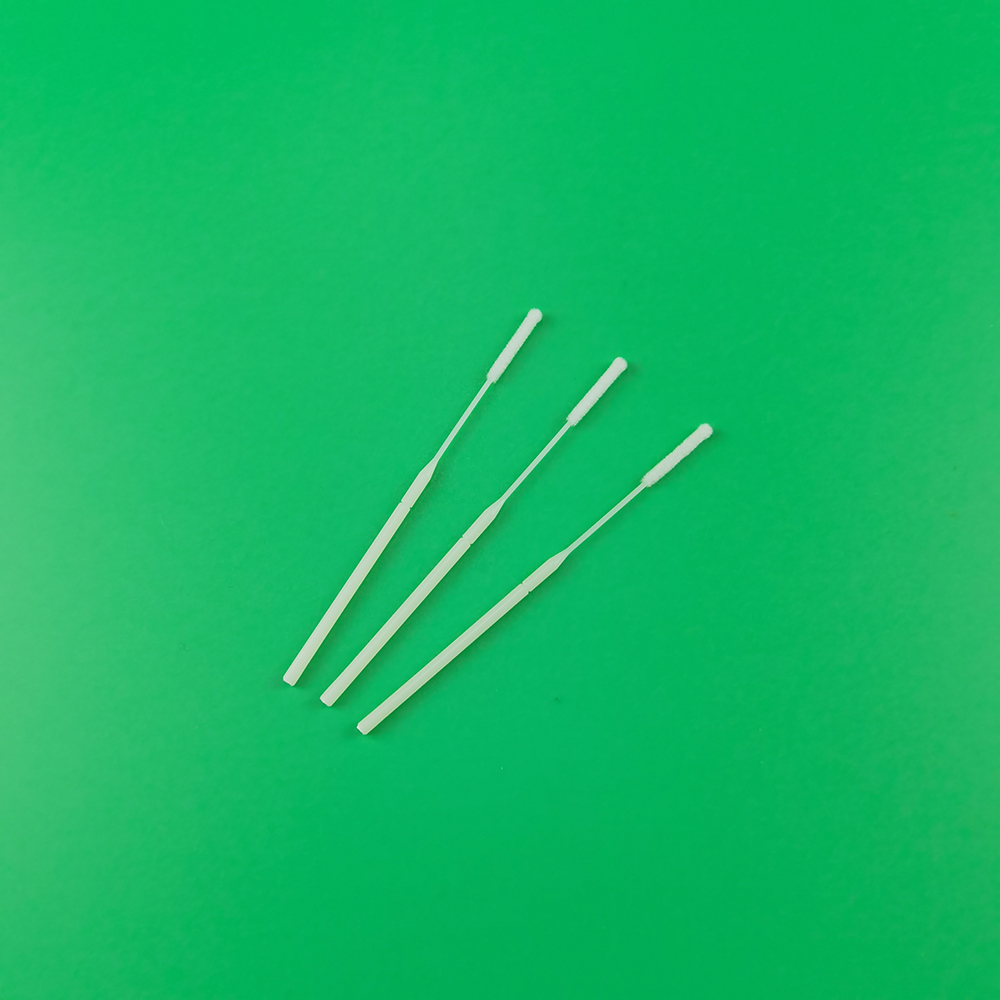 Небольшой выборки мазки для детей Использование педиатрического тампона