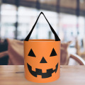 Leuchtende Halloween -Süßigkeiten -Tasche