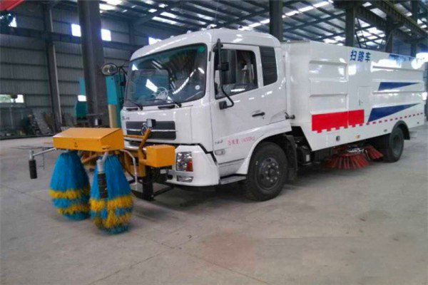 road sweeper truck manufacturers 2