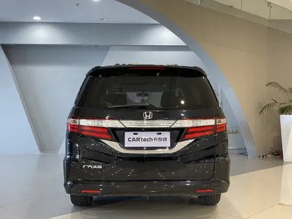 2015 Honda Odyssey 2.4L Elite Edition