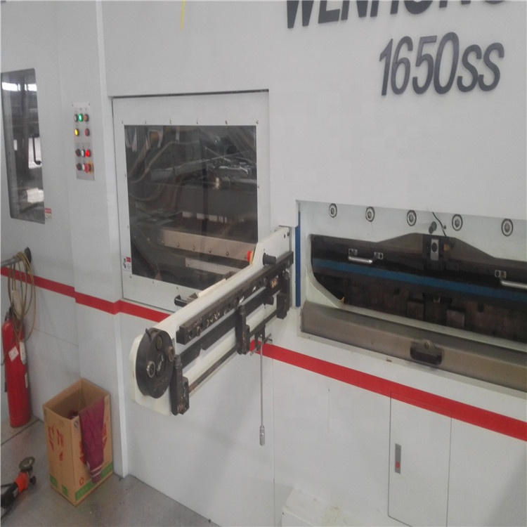 Automatic flatbed die creasing machine