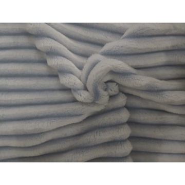 垂直ストライプ付きのフランネルドロップニードルクイーンブランケット