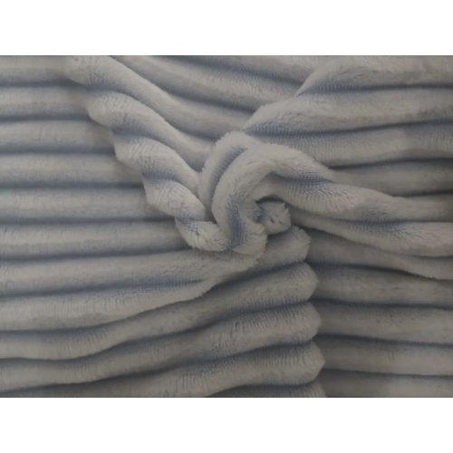 Manta de reina de aguja de franela con rayas verticales