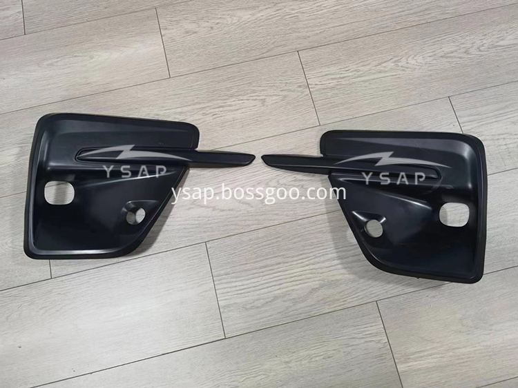 Fortuner Fog Light Frame