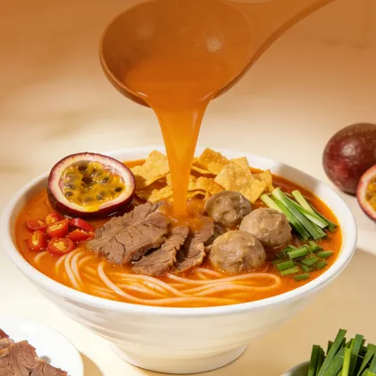 Yunnan Style Passion Fruit Beef Rice Vermicelli