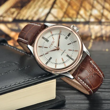 casual sport mechanical men watch