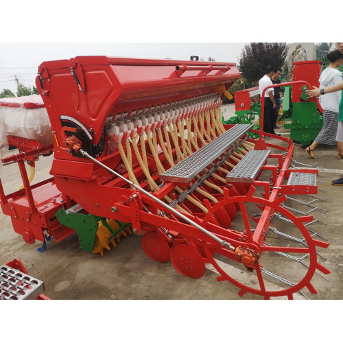 Agriculture equipment 4 wheel tractor linkage Wheat Seeder