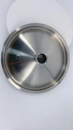Stainless steel beer barrel with leakproof lid