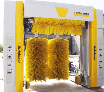 Roll car wash machine