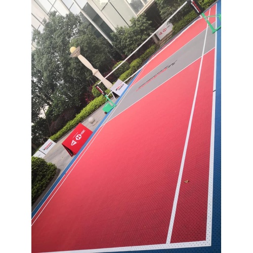 Tilhas de piso entrelaçadas para quadra de pickleball ao ar livre