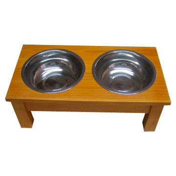 Pet Feeding Station