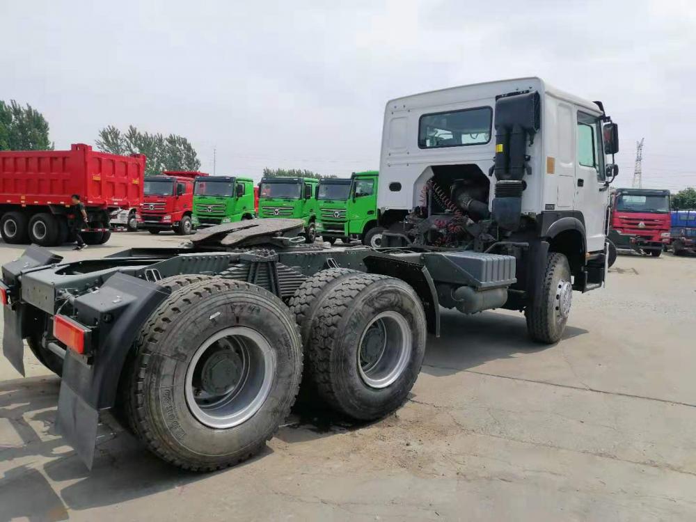 Used Tractor Truck 2