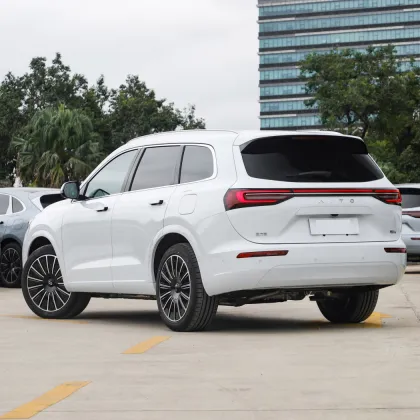 HUAWEI AITO M7: Extended-Range Hybrid Electric Vehicle