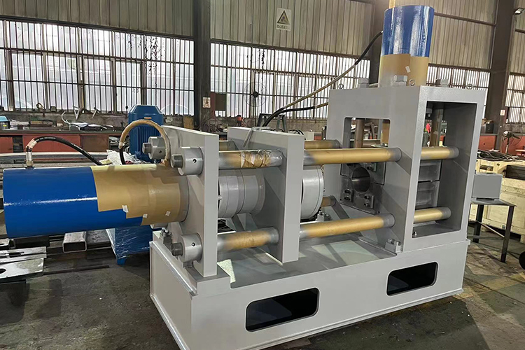 Pipe Head Necking Machine