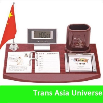 Hot Sale cheap custom Wooden office table calendar
