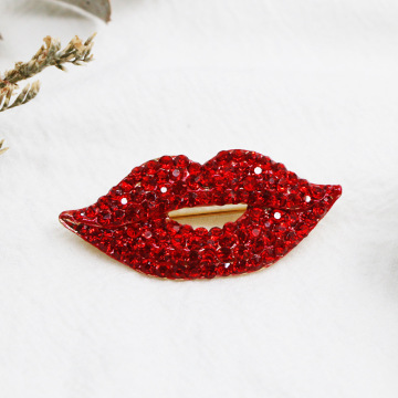 Women's Red Lips Rhinestone Brooches - Luxury Crystal Party Wedding Jewelry