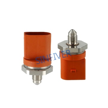 Sensor de presión de combustible de alta calidad para modelos Volkswagen Audi