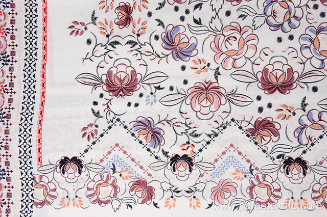 Persian Style Chrysanthemum Pattern Printed Fabric