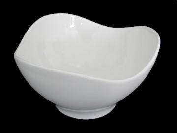 THREE-PETAL-SHAPED BOWL