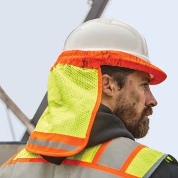 Wholesale Safety Helmets with Sun Blinds and Reflective Strips for Outdoor Use