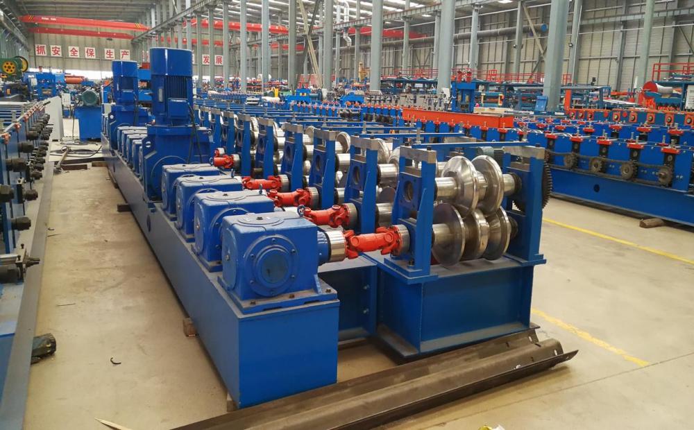 Aluminium Galvanized Highway Guard Roll Forming Machine