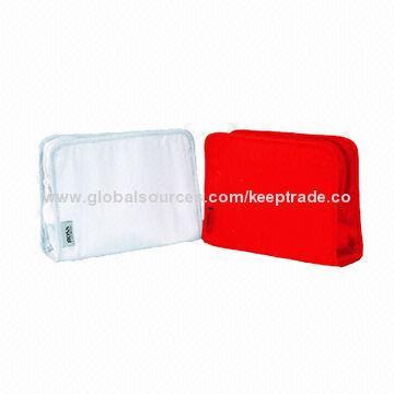 Travel sewing kit