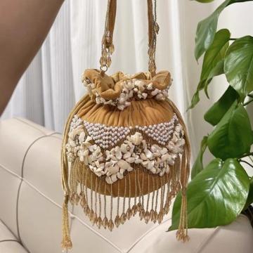 Ladies Handbags Wholesale: Low Prices on Luxury Bags & Famous Brand Handbags