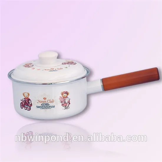 Single enamel cookware pan with wooden handle