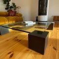Einfacher quadratischer Glasgrau Beton Couchtisch